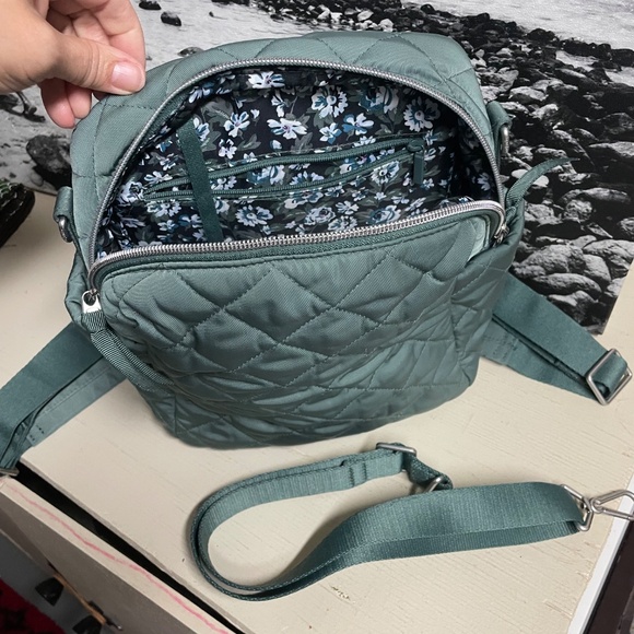 Vera Bradley Mini backpack in performance twill Olive - Picture 4 of 5